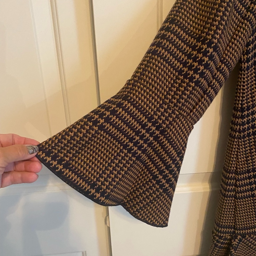 Cabi 3902 Flounce Jacket - Picture 3 of 13